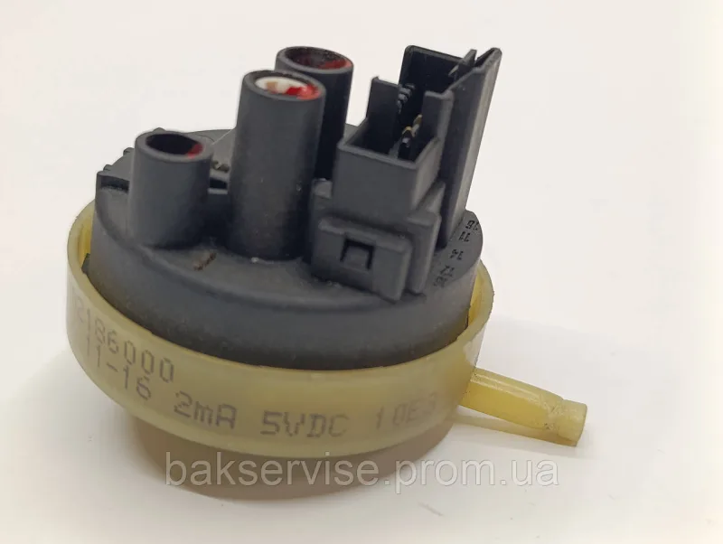 Прессостат (датчик рівня води) для пральної машини Indesit, Ariston 16002186000  Б/У, изображение 6