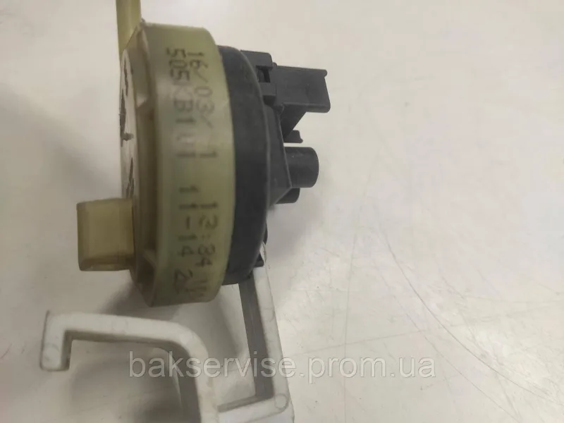 Прессостат (датчик рівня води) для пральної машини Indesit 16002406500 Б.У, изображение 7