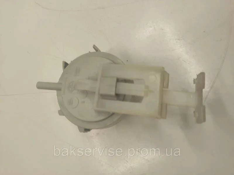 Прессостат (датчик рівня води) для пральної машини Indesit 7650004 Б/У, зображення 4