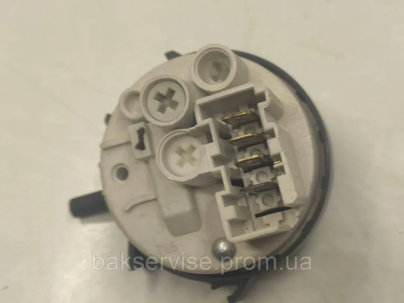 Прессостат (датчик рівня води) для пральної машини Bosch 37650043 Б/У, зображення 4