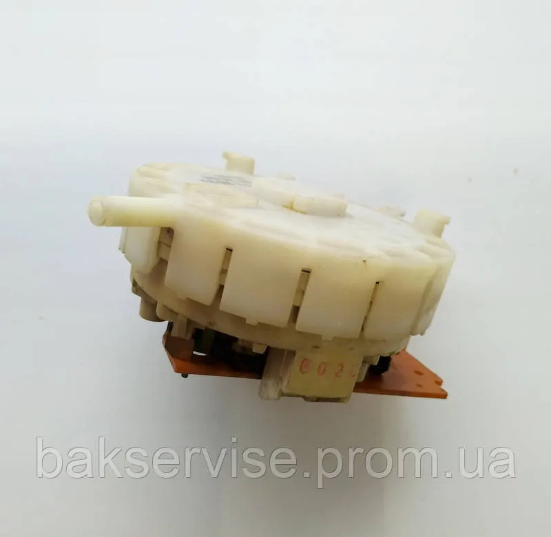 Пресостат (датчик рівня води) для пральної машини AEG 645146840 Б/У, изображение 2