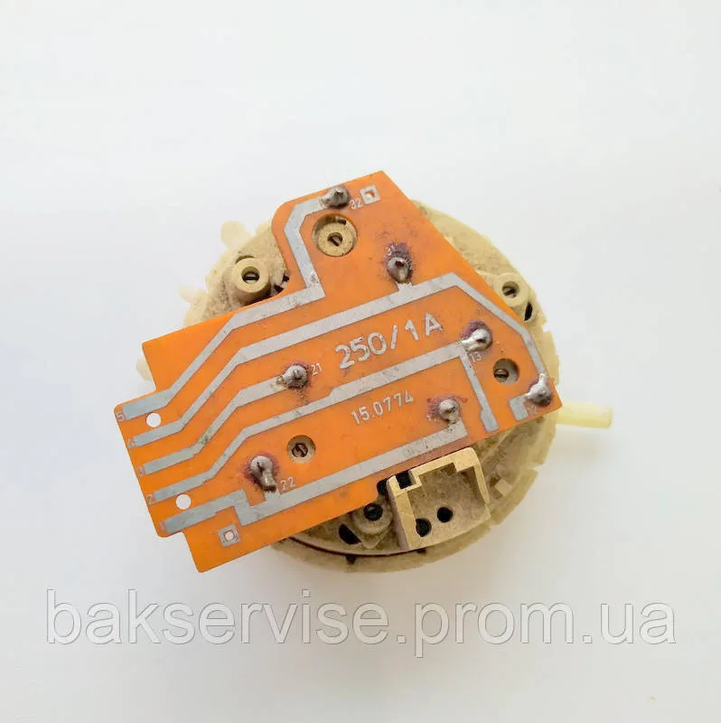 Пресостат (датчик рівня води) для пральної машини AEG 645146840 Б/У, изображение 3