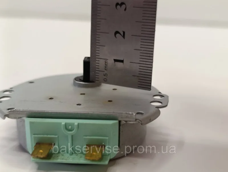 Моторчик тарілки для мікрохвильової печі LG SSM-16HR Б/У вал 8 мм, изображение 2