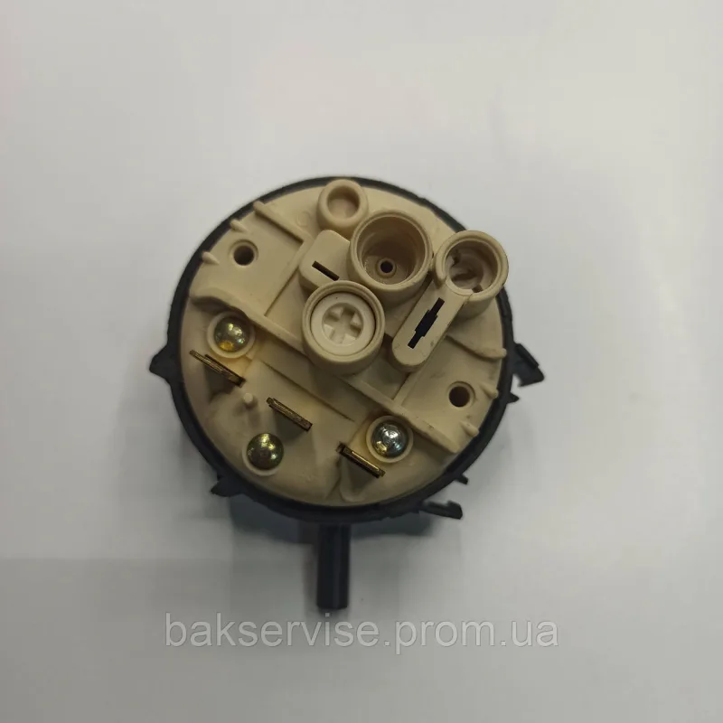 Прессостат (датчик рівня води) для пральної машини Electrolux, Zanussi, AEG 646098770 Б/У, изображение 1