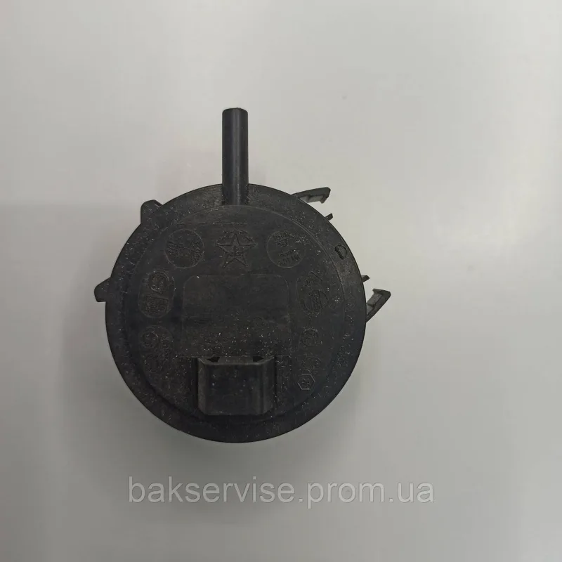 Прессостат (датчик рівня води) для пральної машини Electrolux, Zanussi, AEG 646098770 Б/У, изображение 2