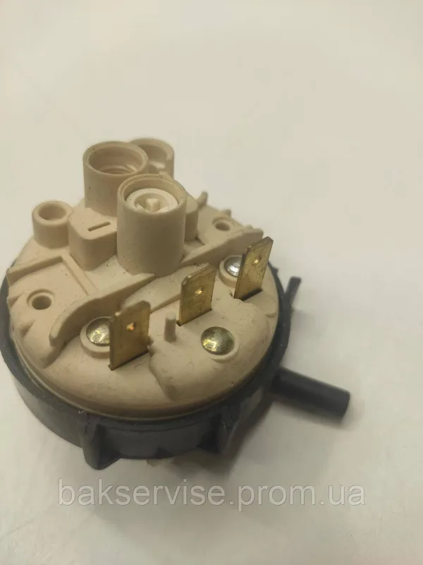 Прессостат (датчик рівня води) для пральної машини Electrolux, Zanussi, AEG 646098770 Б/У, изображение 5
