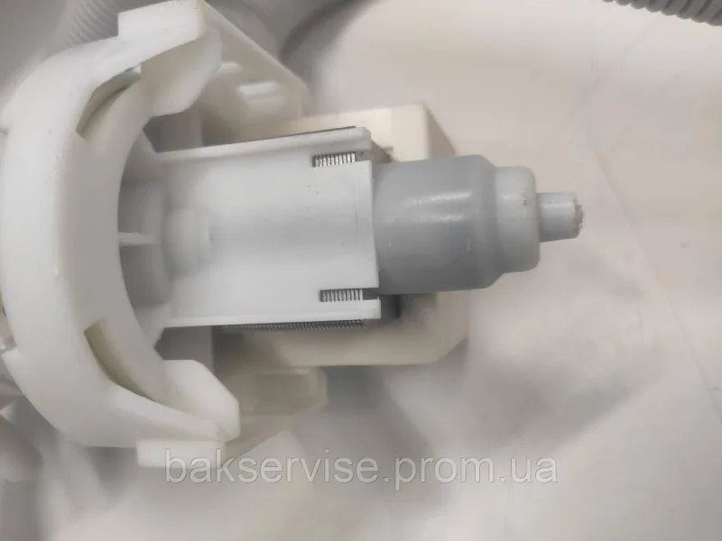 Комплект(шланг+насос з фільтром) до пральної машини Bosch Siemens S16-47 Б/У, изображение 4