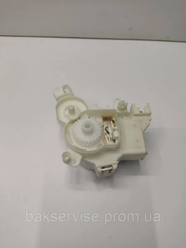 Розподільник потоку води 54U5CSA493 для посудомийної машини Bosch/Siemens Б/У, изображение 1