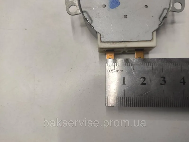Моторчик тарілки для мікрохвильової печі GM-16-24FD12 Б/У, изображение 9