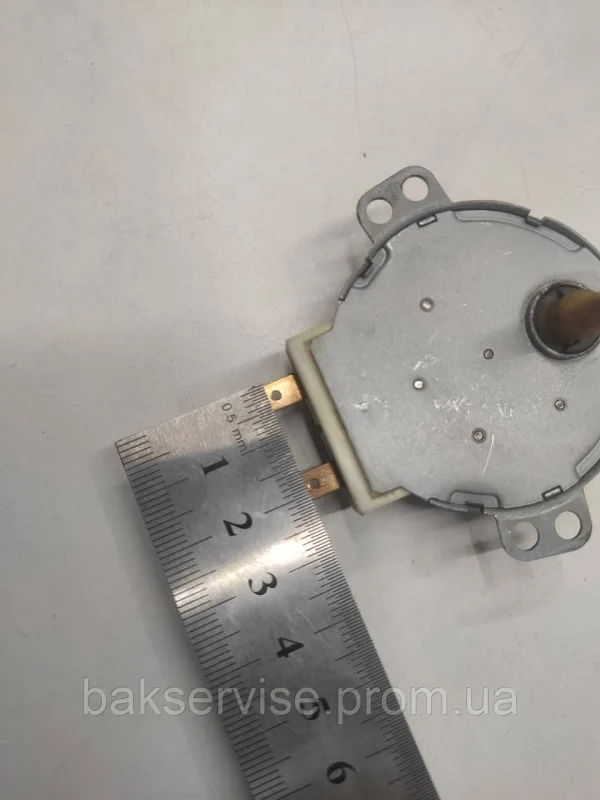 Моторчик тарілки для мікрохвильової печі GM-16-24FD24 Б/У, изображение 8