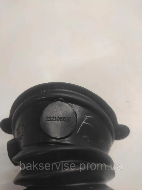 Патрубок від бака для пральної машини Zanussi Electrolux 132106610 Б/У, зображення 3