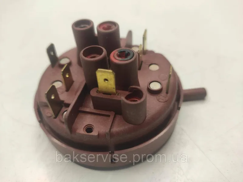 Прессостат (датчик рівня води) для пральної машини Indesit, Ariston HD505 T85 Б/У, зображення 4