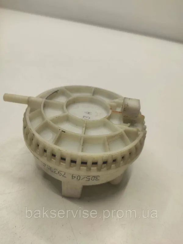 Прессостат (датчик рівня води) для пральної машини Electrolux 146152214 Б/У, зображення 7