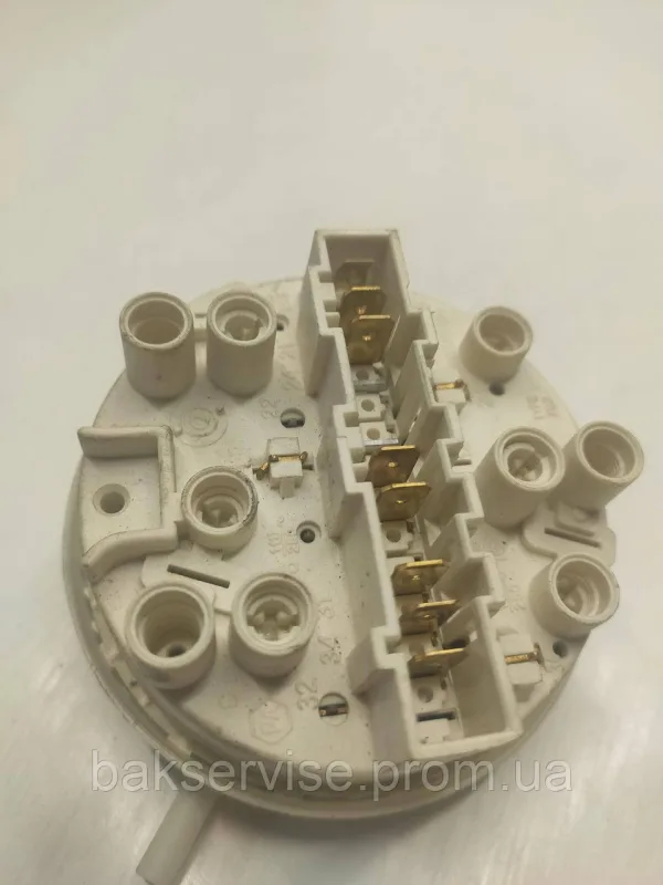 Прессостат (датчик рівня води) для пральної машини Electrolux, Zanussi, AEG 146152225 Б/У, изображение 1
