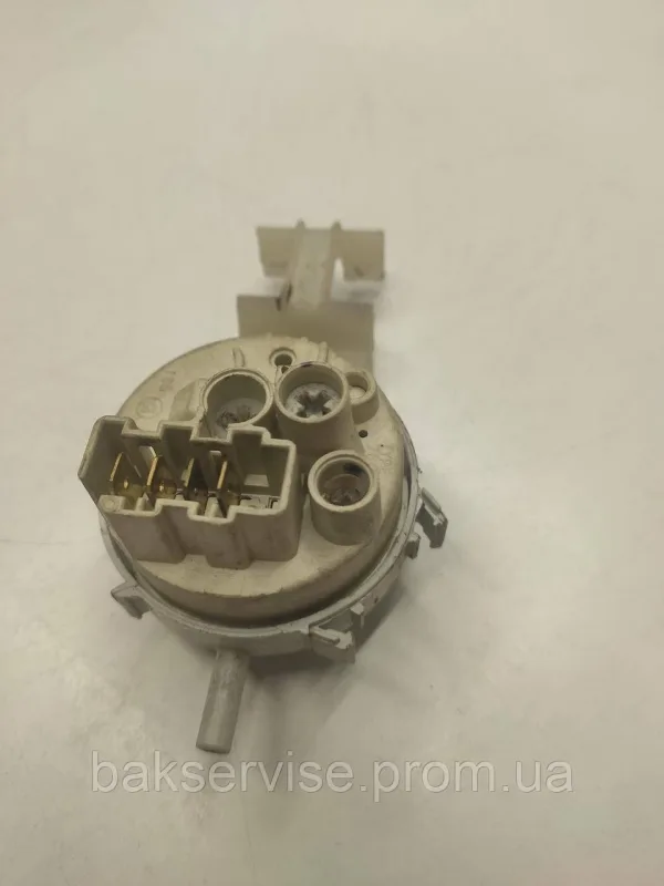 Прессостат (датчик рівня води) для пральної машини ARISTON 16001417101 Б/У, изображение 3