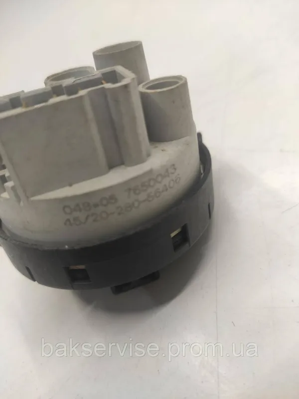 Прессостат (датчик рівня води) для пральної машини Bosch 7650043 Б/У, зображення 2