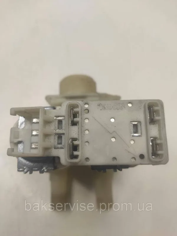 Впускний клапан до пральної машини Bosch 9000047095 Б/У, зображення 5