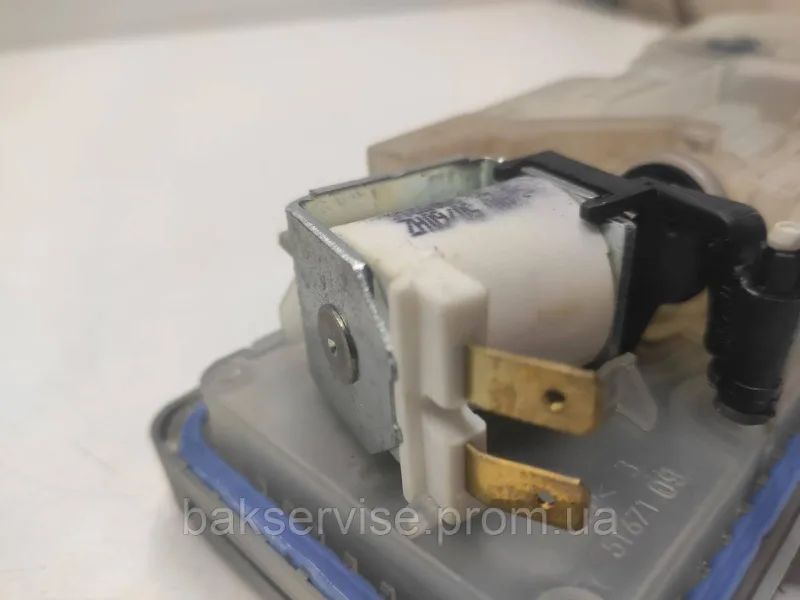 Диспенсер (дозатор миючих засобів) до посудомийної машини Electrolux ESF 6510 LOX б/у, изображение 4