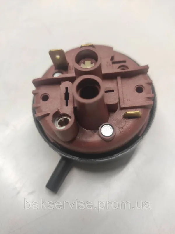 Прессостат (датчик рівня води) посудомийної машини Electrolux 505AF403 Б/У, изображение 1