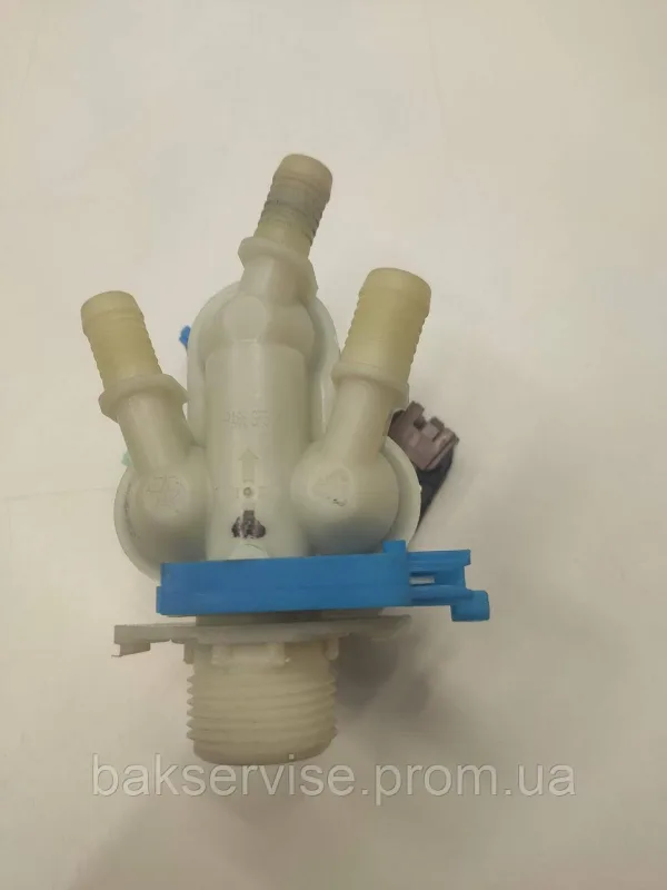 Клапан подачі води до пральної машини AEG 33690107 Б/У, зображення 2
