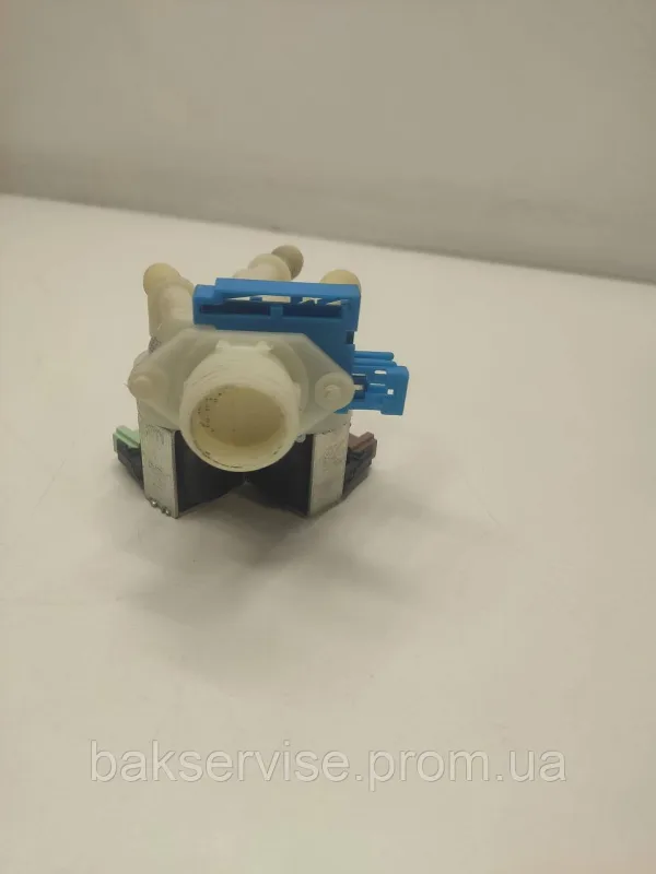 Клапан подачі води до пральної машини AEG 33690107 Б/У, зображення 3