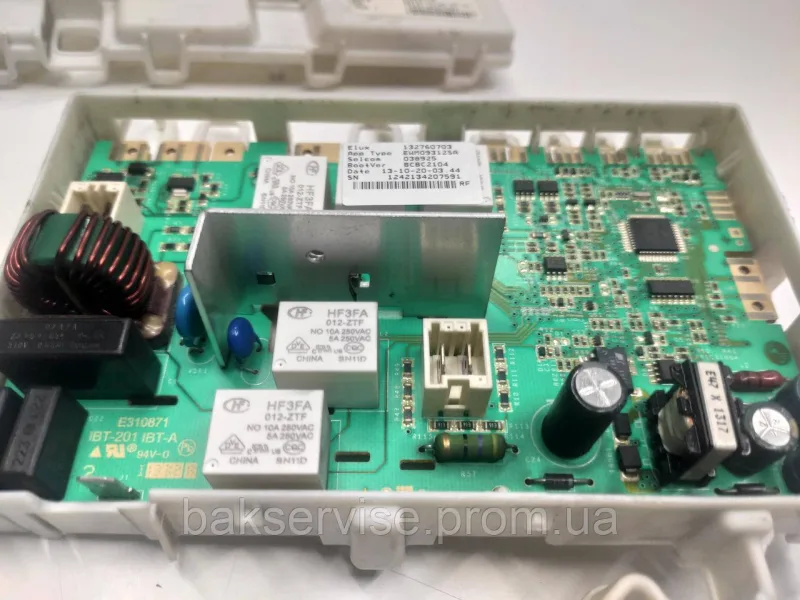 Модуль (плата управління)  до пральної машини Electrolux 132761424 Б/У, зображення 10