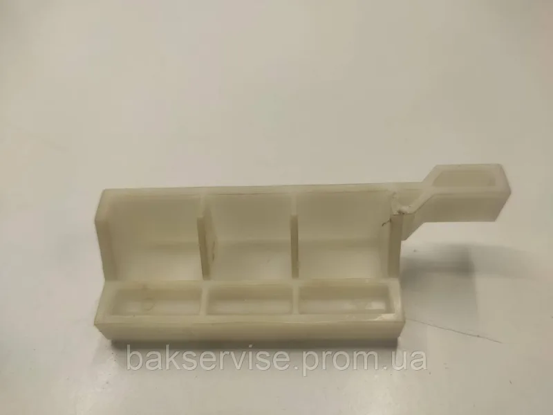 Лапка дверцят до мікрохвильової печі Daewoo KOR-610SБ/У, изображение 8