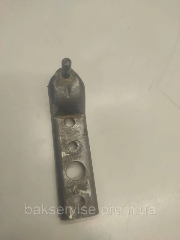 Завіс (петля) до холодильника Beko 4359160200 б/у, изображение 3