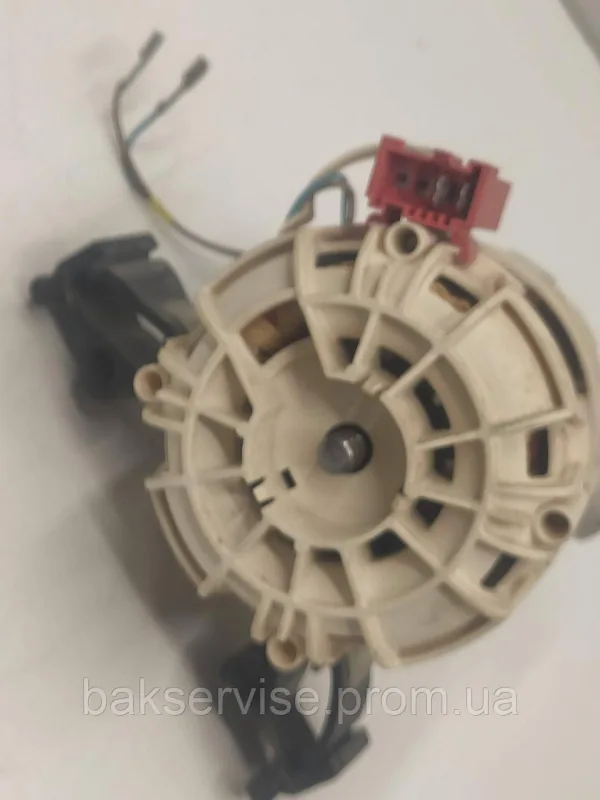 Насос циркуляційний(двигун) до посудомийної машини Electrolux 4055070025 б/у, изображение 5