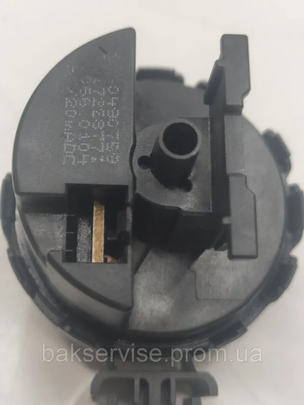 Прессостат (датчик рівня води) для пральної машини Bosch, Siemens 9000490759 Б/У, изображение 2