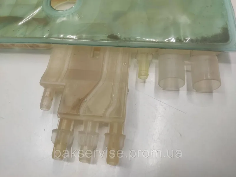 Теплообмінник для посудомийної машини Bosch SGU46A05/35 б/у, изображение 2