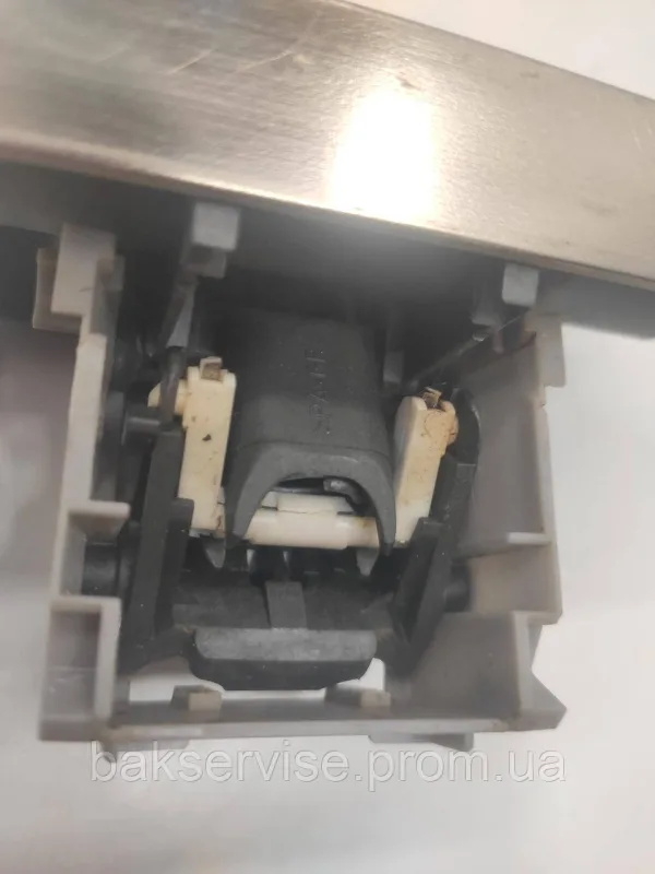 Замок (блокіратор) двері для посудомийної машини Bosch 5600047213 б/у, изображение 4