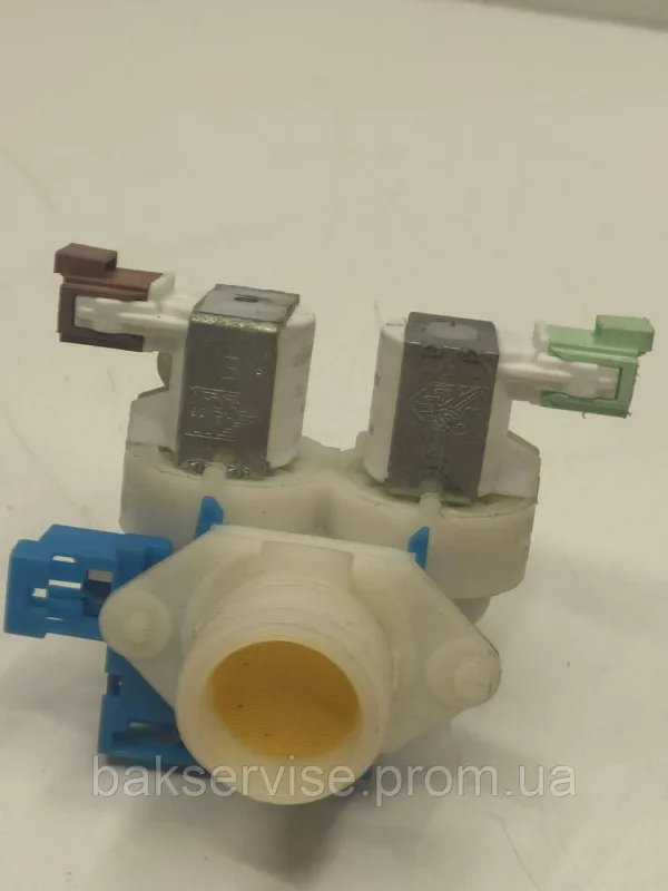 Клапан подачі води до пральної машини Electrolux 807487642 Б/У, зображення 3