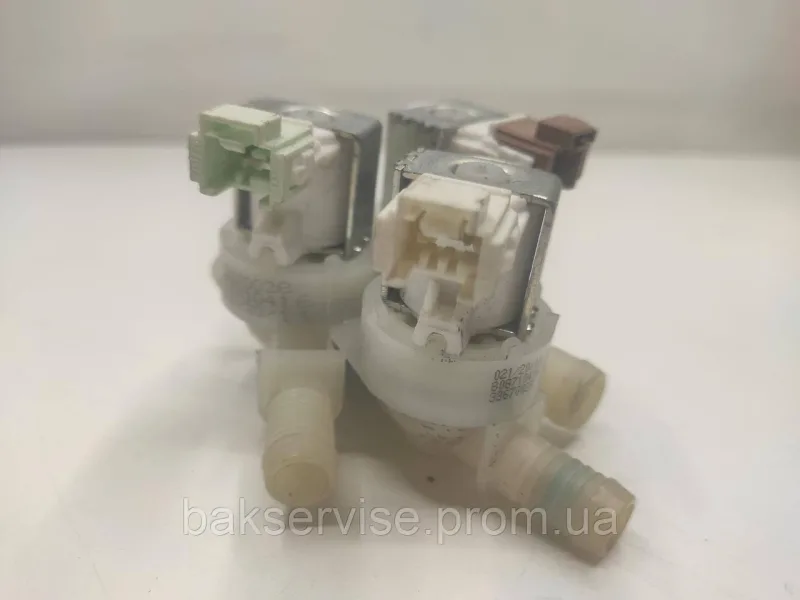 Клапан подачі води до пральної машини Electrolux 8087104165 Б/У, зображення 4