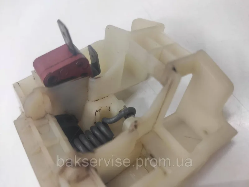 Замок до посудомийної машини SMEG 697690215 Б/У, изображение 2