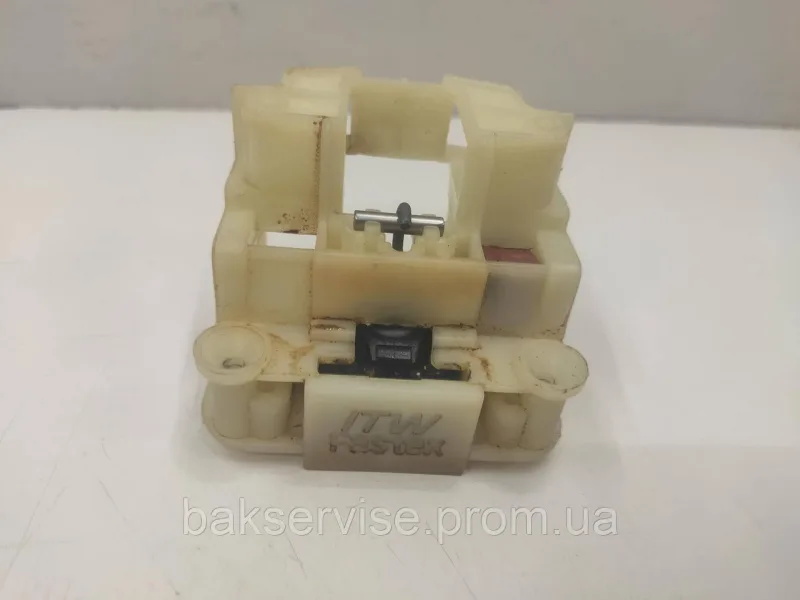 Замок до посудомийної машини SMEG 697690215 Б/У, изображение 6