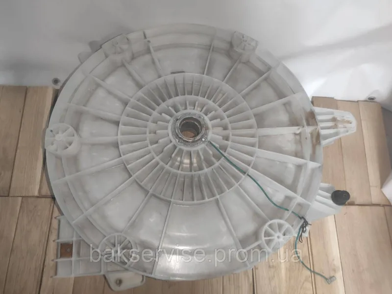 Задня частина бака до пральної машини Samsung DC61-01643A б/у, изображение 4