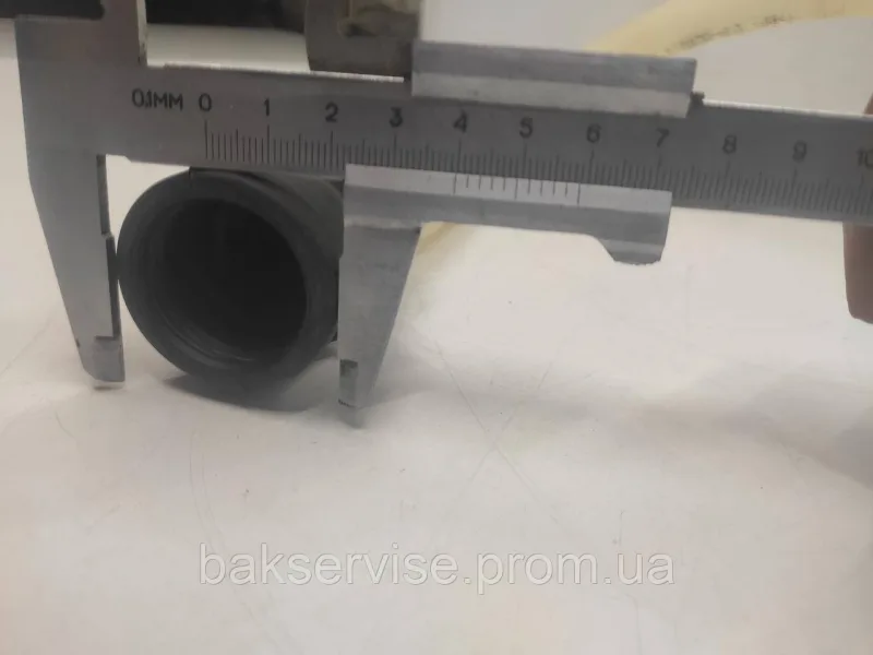 Шланг зливний до посудомийки Bosch, Siemens 263099 з патрубком Б/У, изображение 2