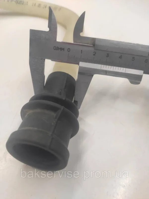Шланг зливний до посудомийки Bosch, Siemens 263099 з патрубком Б/У, изображение 6
