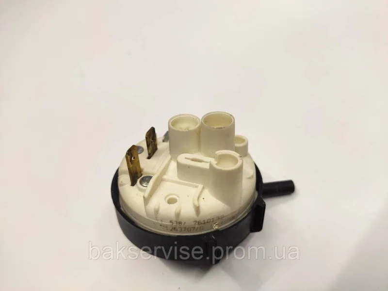 Прессостат (датчик рівня води) для посудомийної машини ELECTROLUX 15263707/0 Б/У, зображення 2