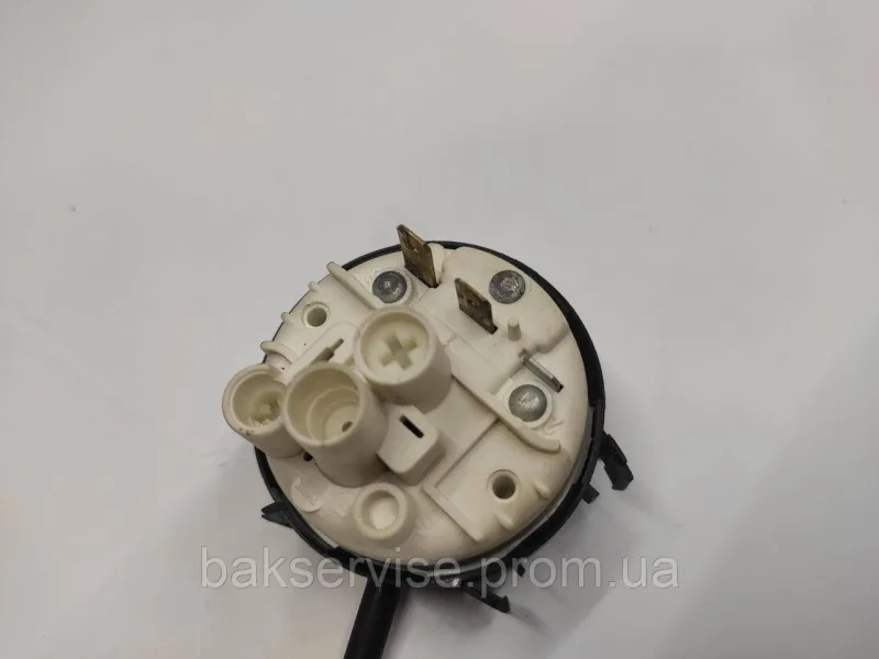 Прессостат (датчик рівня води) для посудомийної машини ELECTROLUX 15263707/0 Б/У, зображення 4