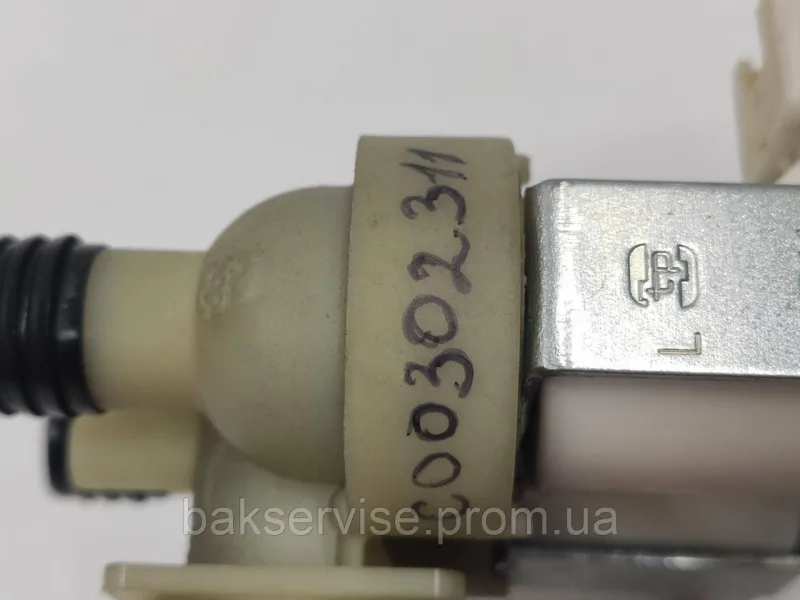 Клапан подачі води до пральної машини Ariston C00302311 Б/У, зображення 2