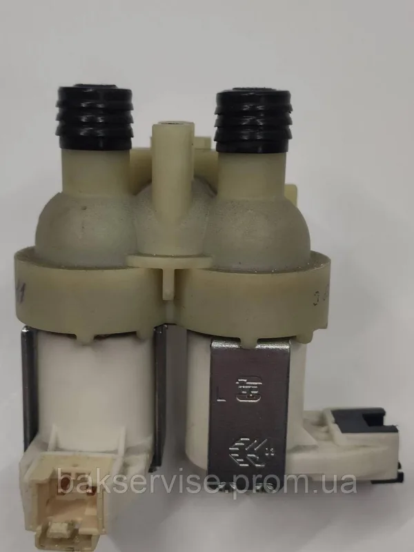 Клапан подачі води до пральної машини Ariston C00302311 Б/У, зображення 4