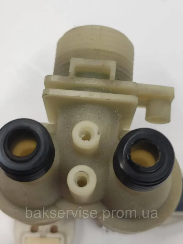 Клапан подачі води до пральної машини Ariston C00302311 Б/У, зображення 5