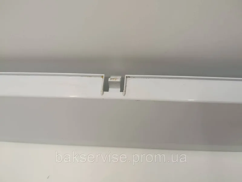 Нижня декоративна панель до пральної машини Indesit, Ariston 250007124 Б/У, изображение 7