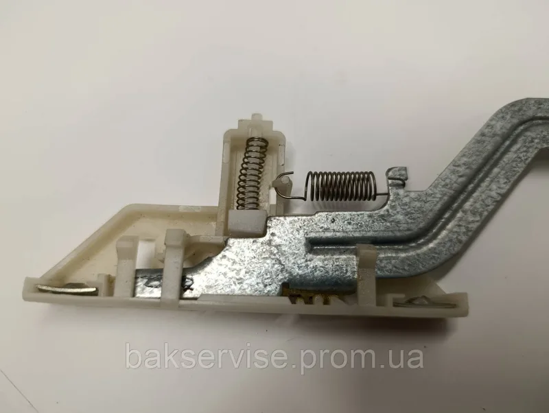 Фіксатор  замка дверей посудомийної машини Bosch SKT3002EU/07 Б/У, изображение 4