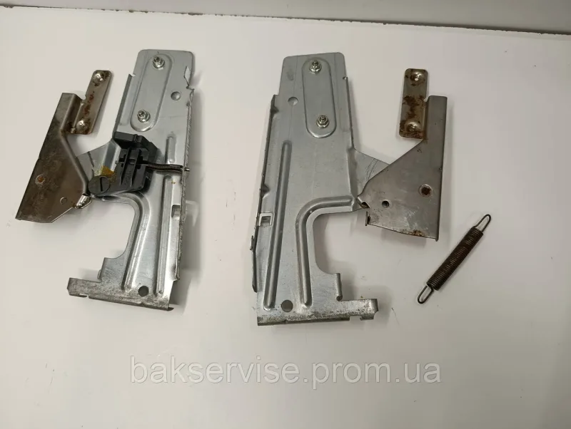 Комплект завіс дверей до посудомийної машини з натяжною пружинкою Bosch SKT3002EU/07 б/у, изображение 1