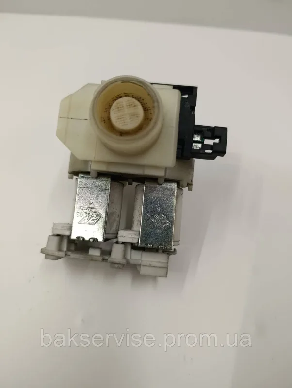Клапан подачі води до пральної машини Bosch Siemens 9000048505 Б/У, зображення 2