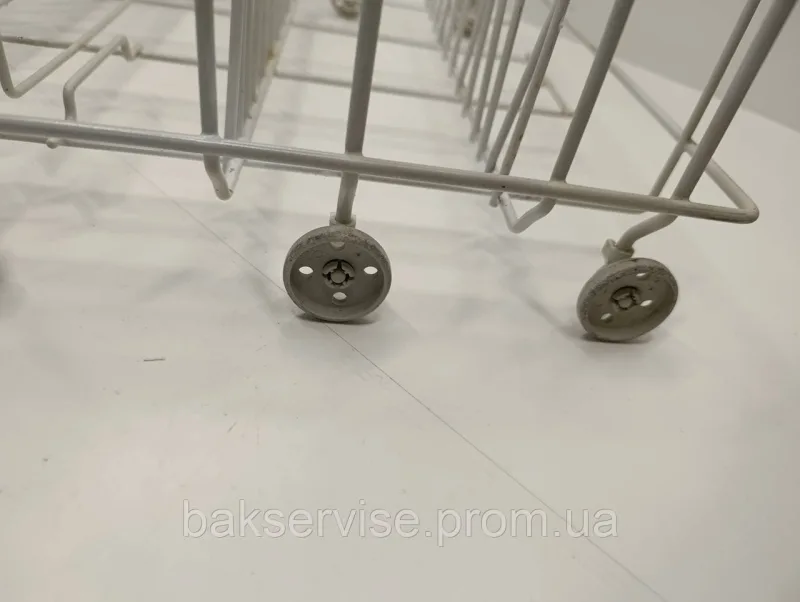 Кошик (нижній) до посудомийної машини Whirlpool 481252878026 Б/У, изображение 5
