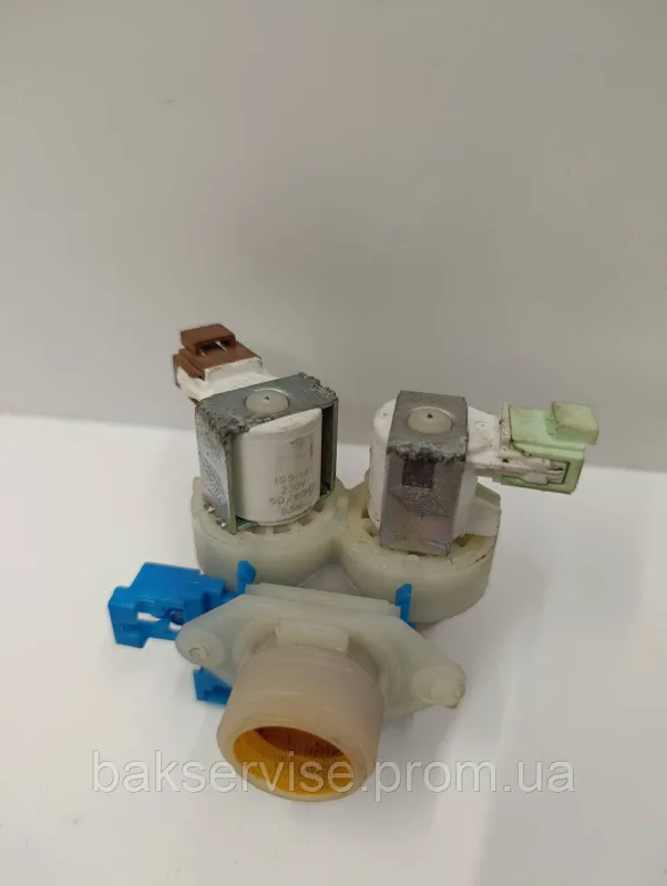 Клапан подачі води до пральної машини Electrolux 1325186607 Б/У, изображение 1